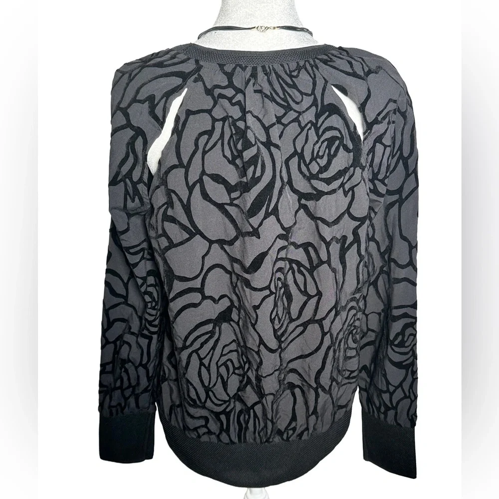 Fabletics Lola Back At It Cutout Top w/Black Floral Pattern